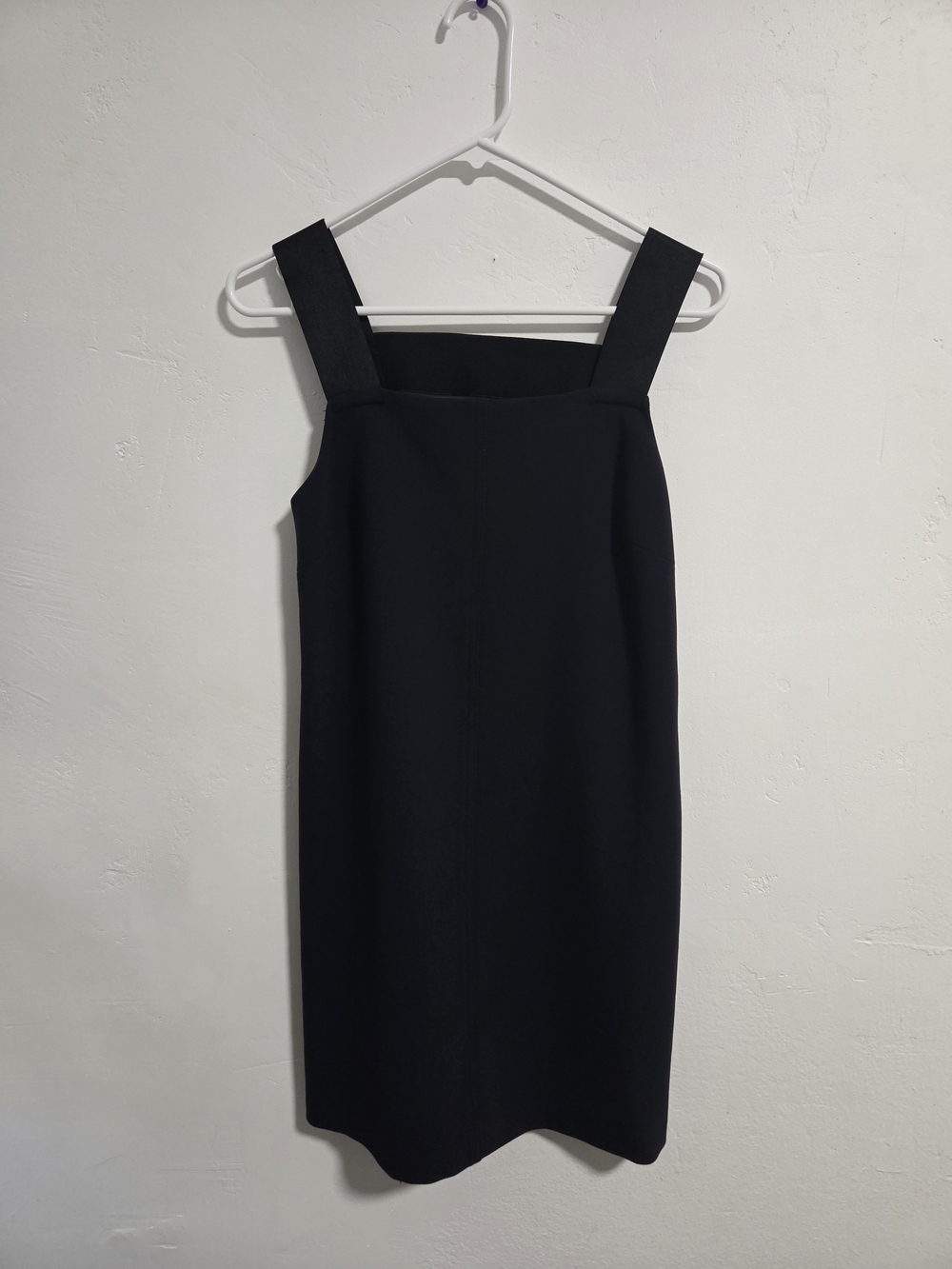 Elizabeth and James Black Square-Neck Shift Dress
